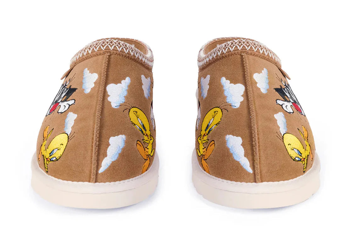 UGG Tasman Slipper Palace x Looney Tunes Chestnut