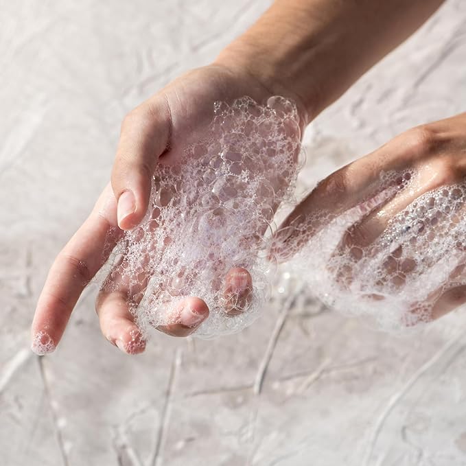 KORRES Shower Gel for Dry Skin, Moisturizing Body Wash Cleanser Made with Pure Greek Olive Oil, Hydrating and Nourishing Bath Soap for Smooth, Supple Skin, Olive Blossom Scented, 8.45 fl oz Korres