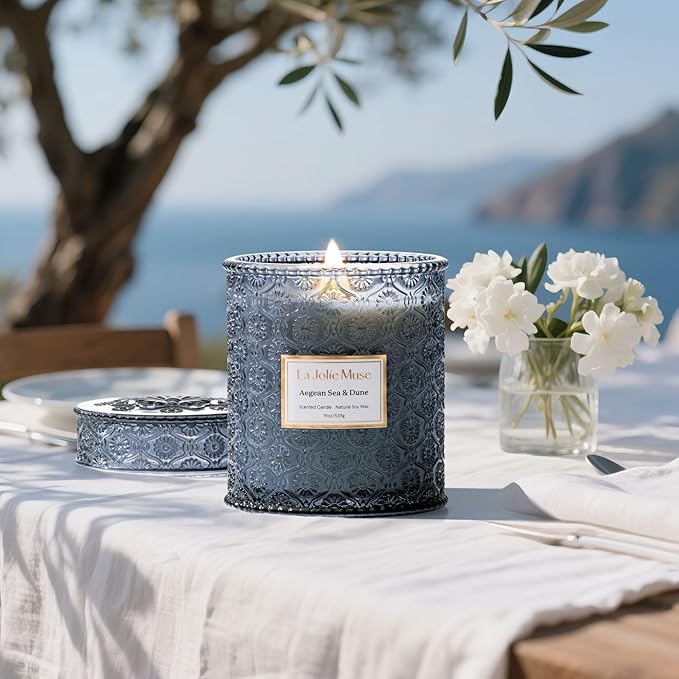 LA JOLIE MUSE Aegean Sea & Dune Candle –Cool Water, White Florals & Warm Amber | 19 oz Large Wooden Wick Candle | Natural Soy Wax | 90 Hours Clean Burn | Gift-Ready for Hosts & Gatherings LaJol%C3%ADeMuse